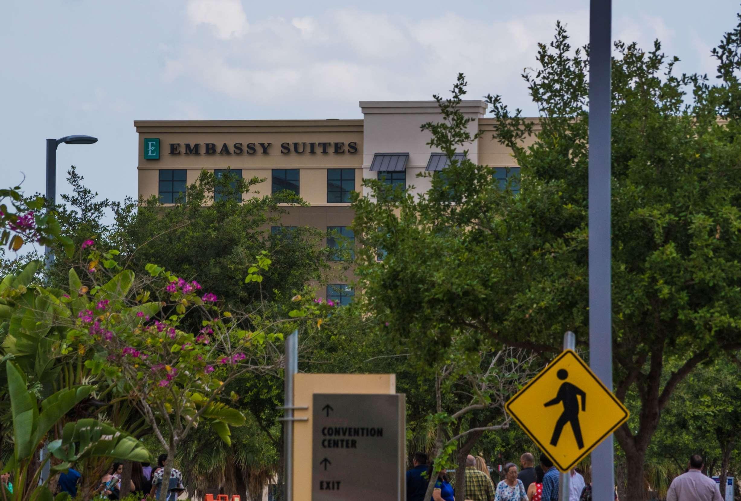 Embassy Suites By Hilton Mcallen Convention Center Esterno foto